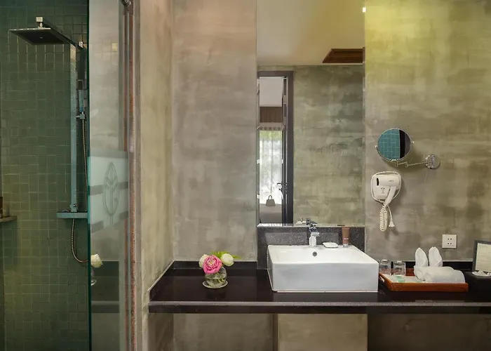 Koulen Hotel 5*